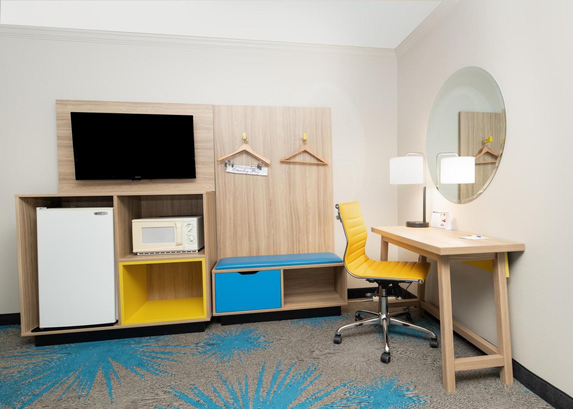 Days Inn By Wyndham Fort Smith Εξωτερικό φωτογραφία