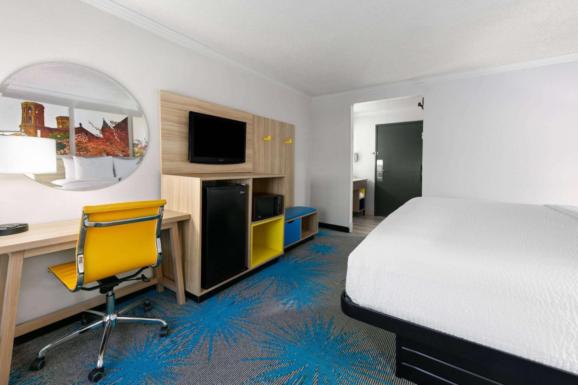 Days Inn By Wyndham Fort Smith Εξωτερικό φωτογραφία