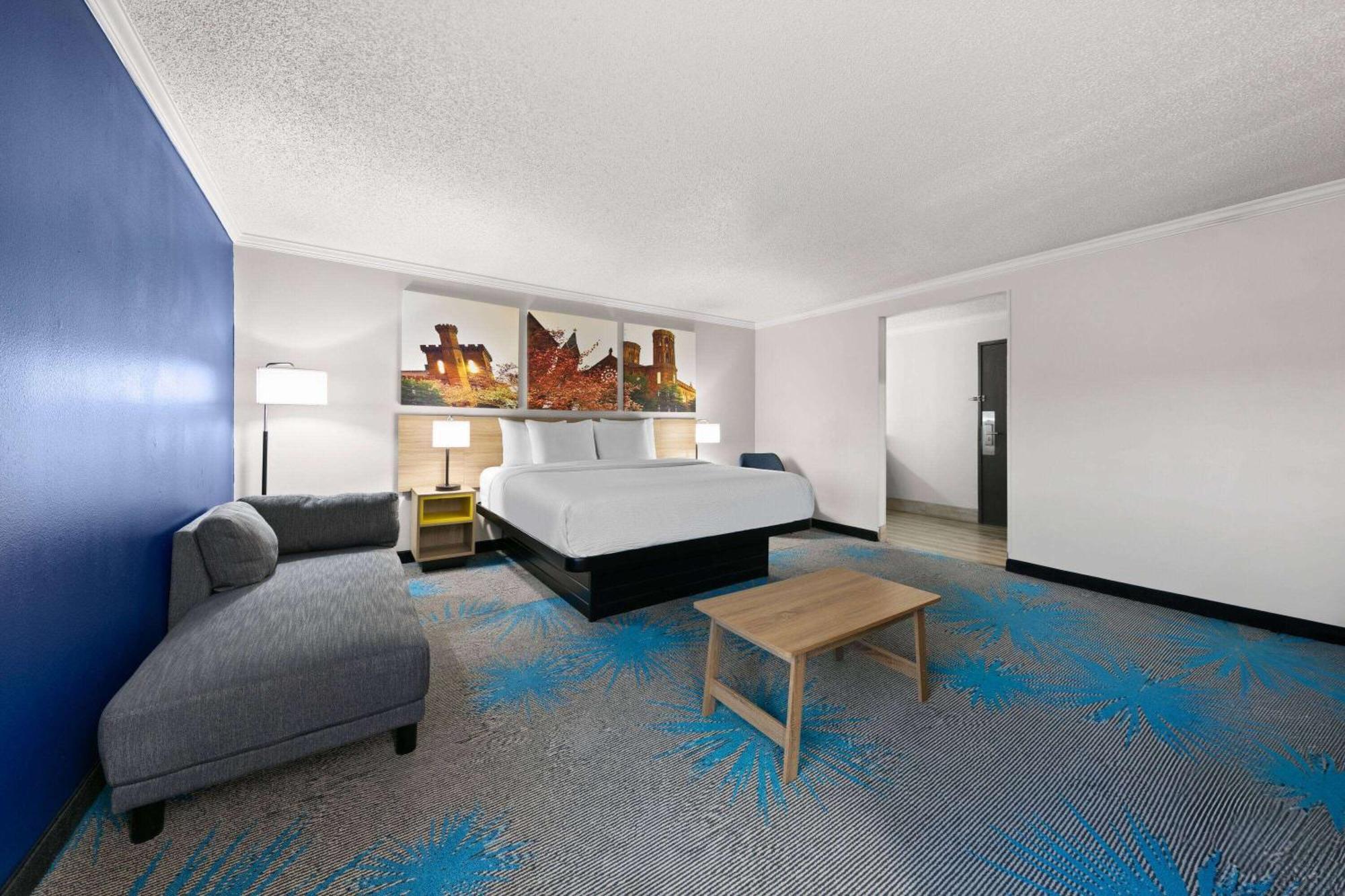 Days Inn By Wyndham Fort Smith Εξωτερικό φωτογραφία